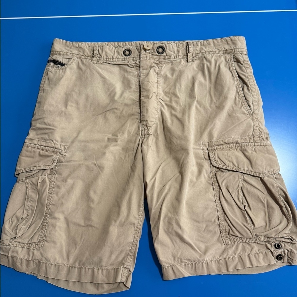 Diesel Men’s Cargo Shorts. Excellent Condition. Size 36 or XL
